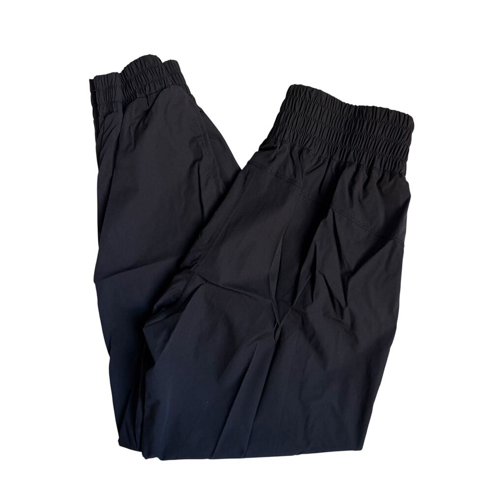 Halara Performance Joggers (Black) - Medium